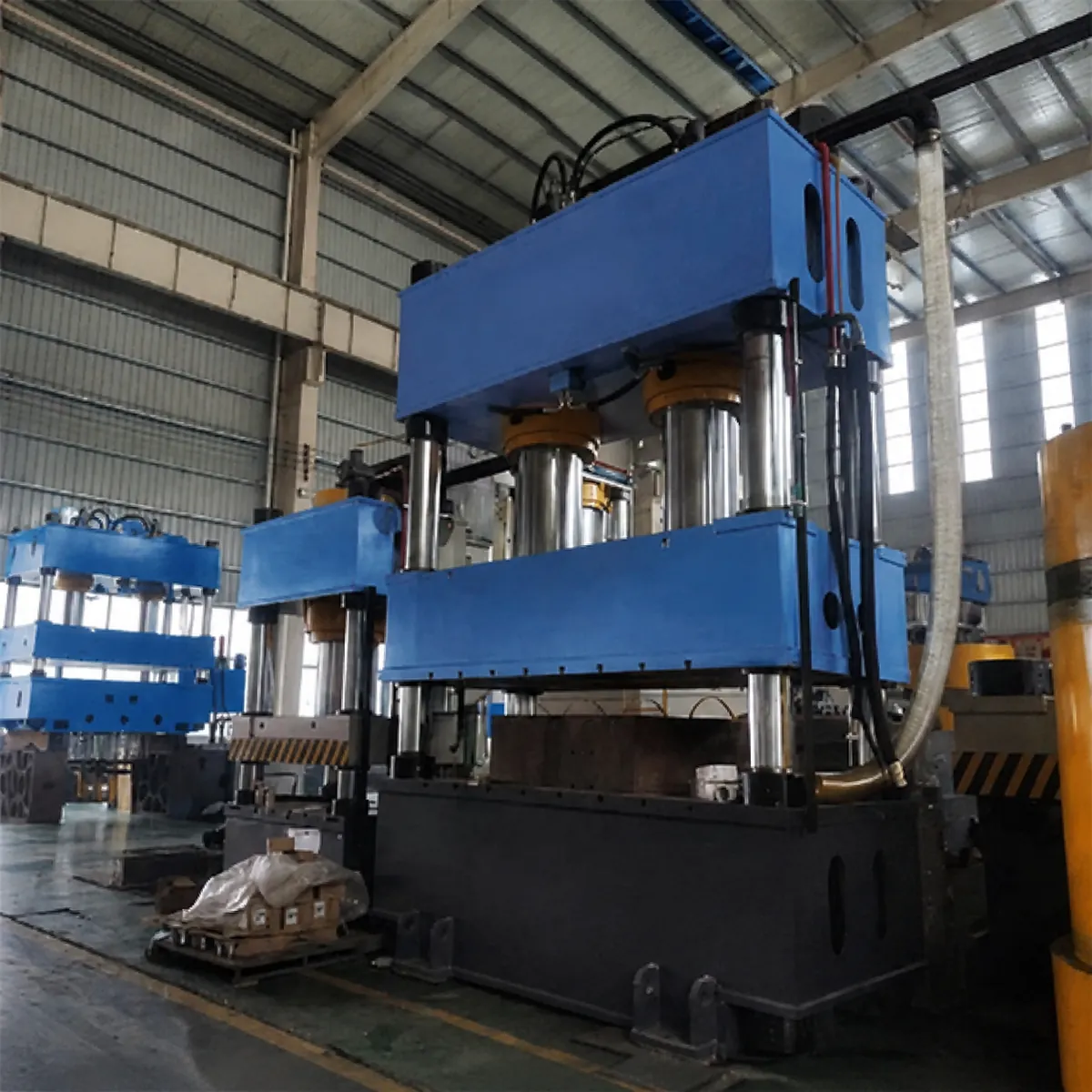 1000T Hydraulic Press for Metal Steel Stainless Steel Iron Aluminum Copper Sheet Plate Stamping Deep Drawing Forming Molding